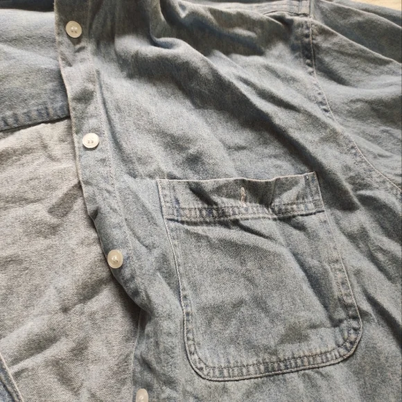 Button down - Picture 5 of 8